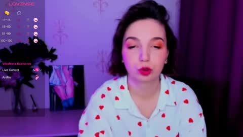 Hazel online show from October 18, 8:15 am