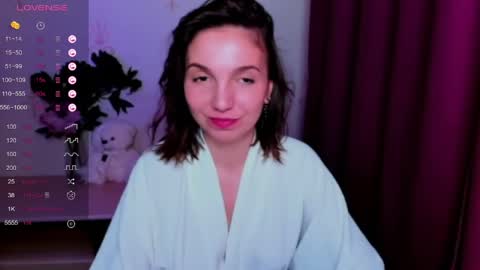 Hazel online show from May 7, 8:52 am