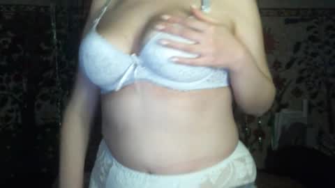 kindsweet online show from February 18, 8:27 pm