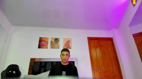 king_ares1 online show from May 18, 4:02 pm