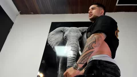 Angel Falconer online show from October 26, 1:44 am