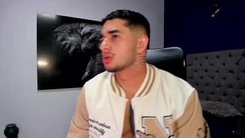 Angel Falconer online show from December 23, 3:04 am