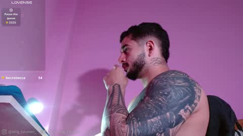 Snapshot of king_falconer chatting on March 8, 2:21 pm Angel Falconer online show from March 8, 2:21 pm