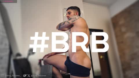 Snapshot of king_falconer chatting on March 10, 6:35 pm Angel Falconer online show from March 10, 6:35 pm