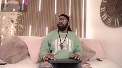 Malik  online show from September 18, 1:02 pm