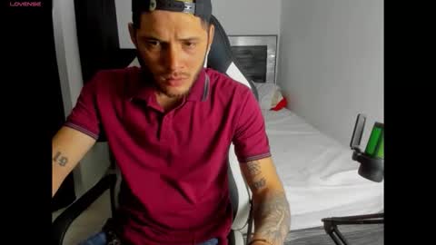 Snapshot of king_master7 chatting on March 10, 2:16 am king_master7 online show from March 10, 2:16 am