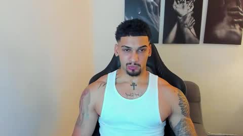king_of_kings__ online show from September 25, 10:57 pm