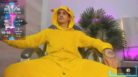 Snapshot of king_voy chatting on October 17, 7:16 pm king voy online show from October 17, 7:16 pm