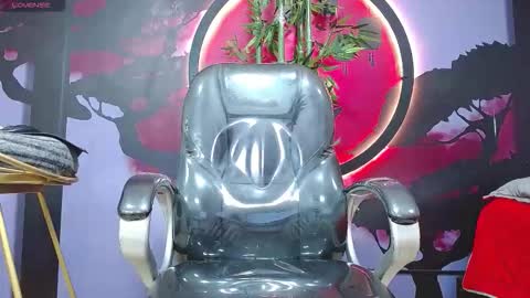 Snapshot of king_voy chatting on November 21, 9:13 pm king voy online show from November 21, 9:13 pm