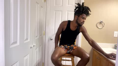 Snapshot of kingalmighty01 chatting on September 30, 3:28 pm King Almighty01 online show from September 30, 3:28 pm