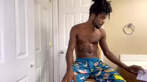 Snapshot of kingalmighty01 chatting on October 12, 3:05 am King Almighty01 online show from October 12, 3:05 am