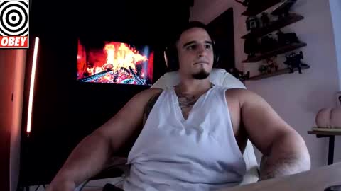 King Bear online show from November 6, 8:04 am