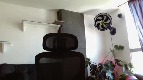 Snapshot of kingcat420 chatting on January 12, 2:52 pm Jake online show from January 12, 2:52 pm