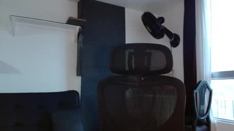 Snapshot of kingcat420 chatting on February 22, 10:41 pm Jake online show from February 22, 10:41 pm