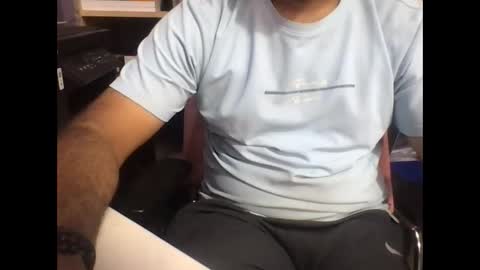 kingcobra_08 online show from May 13, 2:42 am