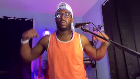 Snapshot of kingcorbra chatting on March 7, 5:18 am KC online show from March 7, 5:18 am