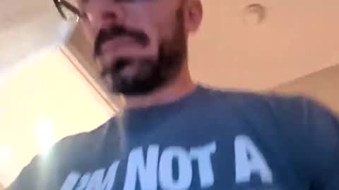 kingdaddysayless online show from June 3, 6:02 pm