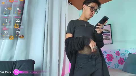 kingdanny_8 online show from October 22, 2:12 am