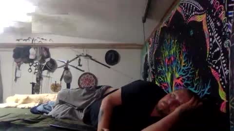 Snapshot of kingdawgg77 chatting on September 23, 4:37 am Jerry online show from September 23, 4:37 am