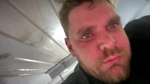 kingdong37835 online show from March 10, 8:25 pm