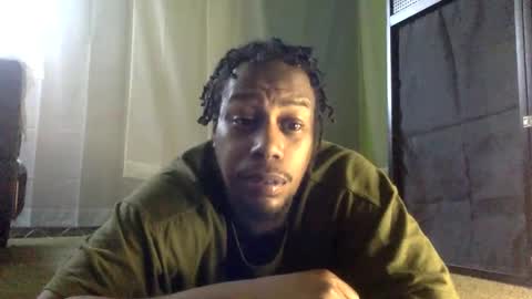 Snapshot of kinglibra420 chatting on January 3, 1:25 pm loyal fuck online show from January 3, 1:25 pm