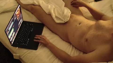 Snapshot of kingofchucktown chatting on November 2, 2:03 am KingOfChuckTown online show from November 2, 2:03 am