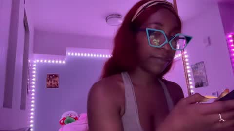 Snapshot of kingparrisjae chatting on July 2, 8:09 am King Parris Jae online show from July 2, 8:09 am