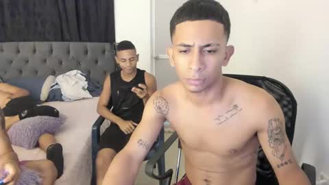 Snapshot of kings_latins chatting on October 4, 8:56 am DOMINANT ALPHA KINGS online show from October 4, 8:56 am