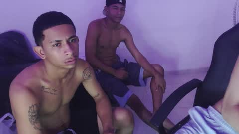 Snapshot of kings_latins chatting on February 18, 7:54 pm DOMINANT ALPHA KINGS online show from February 18, 7:54 pm