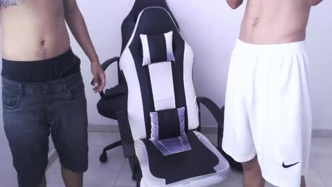 Snapshot of kings_latins chatting on March 27, 6:29 pm DOMINANT ALPHA KINGS online show from March 27, 6:29 pm