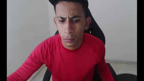 Snapshot of kings_latins chatting on April 5, 8:50 pm DOMINANT ALPHA KINGS online show from April 5, 8:50 pm