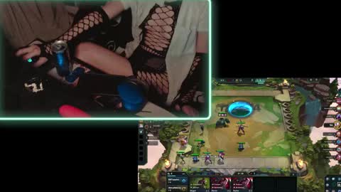 Snapshot of kinkeysole chatting on February 5, 8:04 pm kinkeysole online show from February 5, 8:04 pm