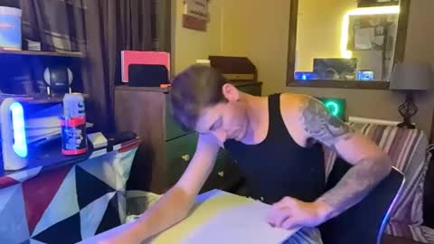 Snapshot of kinksss4all chatting on November 9, 9:29 am KinkPLAY9 online show from November 9, 9:29 am