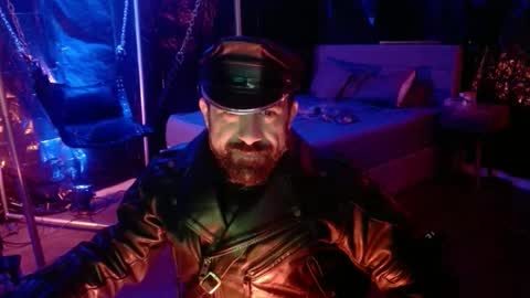 Snapshot of kinkster303 chatting on March 9, 2:04 am Kinkster online show from March 9, 2:04 am