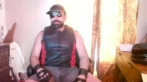Snapshot of kinkster303 chatting on March 25, 7:53 pm Kinkster online show from March 25, 7:53 pm
