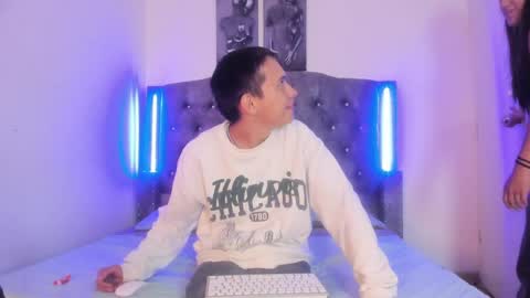 Snapshot of kinky__couplee chatting on April 7, 3:29 am kinky__couplee online show from April 7, 3:29 am