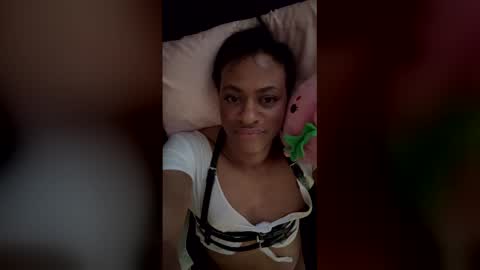 10 And A Half Inch Ally online show from May 27, 7:49 am