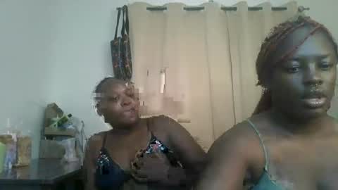 kinky_kelly1 online show from June 30, 8:15 am