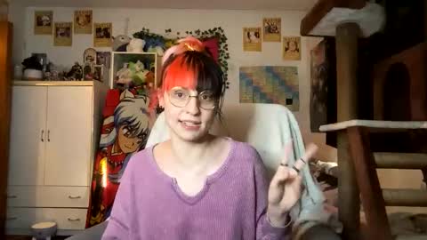 Snapshot of kinky_liv chatting on March 21, 9:51 pm kinky_liv online show from March 21, 9:51 pm