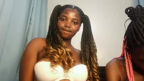 Lola online show from November 8, 10:41 pm