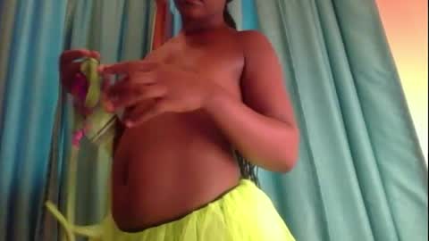 Snapshot of kinky_pixie chatting on September 17, 7:10 am Pixie online show from September 17, 7:10 am