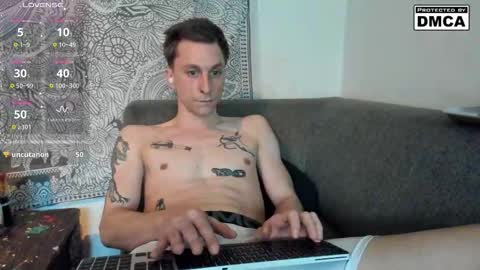kinky_spidey online show from March 14, 2:55 pm