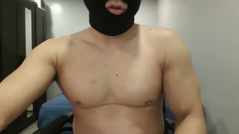 Snapshot of kinky_tony1234 chatting on December 22, 8:28 pm kinky_tony1234 online show from December 22, 8:28 pm