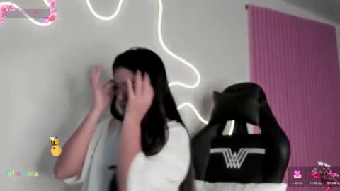 kinky yeyns online show from February 22, 2:24 am