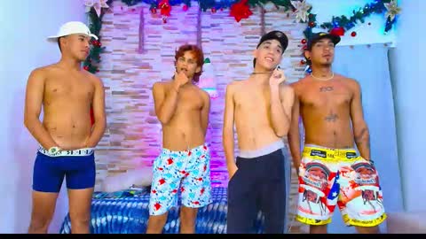 Snapshot of kinkyhousexxx chatting on December 19, 1:56 am kinkyhousexxx online show from December 19, 1:56 am