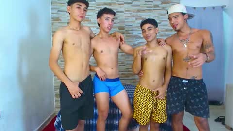 Snapshot of kinkyhousexxx chatting on March 24, 12:26 am kinkyhousexxx online show from March 24, 12:26 am