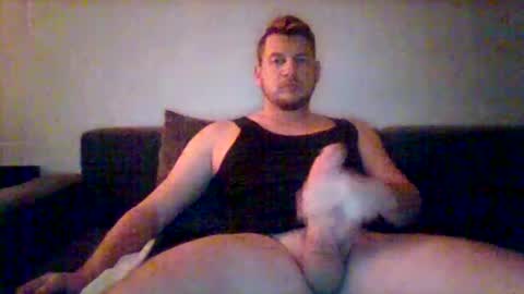 kinkylionboy online show from December 31, 11:17 pm