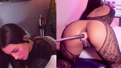 Snapshot of kinkymindy_ chatting on April 14, 8:15 pm Mindy online show from April 14, 8:15 pm