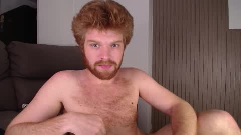 Snapshot of kinkypumpkin chatting on January 6, 5:33 am Kenny online show from January 6, 5:33 am