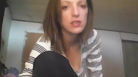 Snapshot of kinkyvibesxxx chatting on December 5, 4:42 am kinkyvibes online show from December 5, 4:42 am